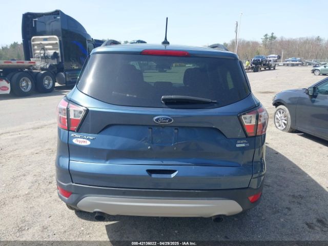 1FMCU9HD8JUB01872 Ford ESCAPE SEL