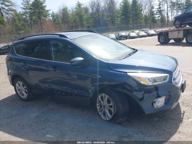 1FMCU9HD8JUB01872 Ford ESCAPE SEL