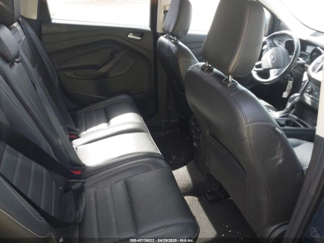 1FMCU9HD8JUB01872 Ford ESCAPE SEL
