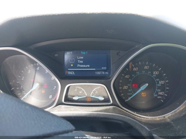 1FADP3F25EL458054 Ford FOCUS SE