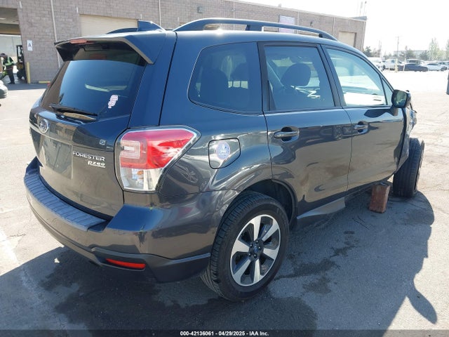 JF2SJAGC8HH590684 Subaru Forester 2.5i Premium