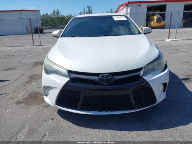 4T1BF1FK1HU328145 Toyota CAMRY SE