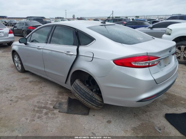 3FA6P0HD3HR273593 Ford FUSION SE