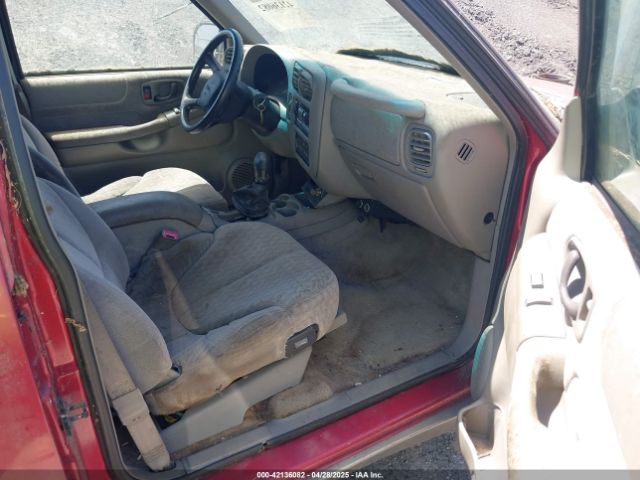 2000 GMC JIMMY 1GKCS13W9Y2264710 Photo 4