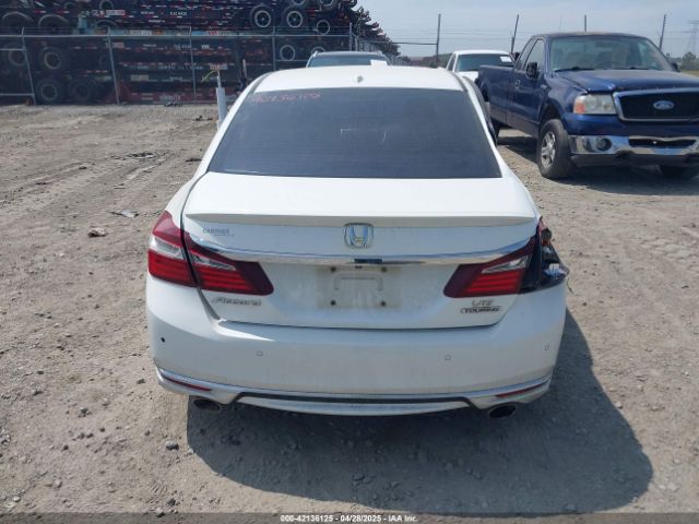 1HGCR3F93GA018704 Honda Accord Touring