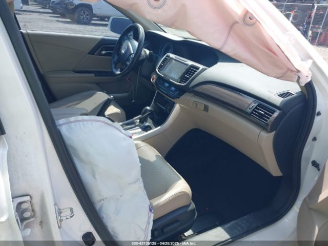 1HGCR3F93GA018704 Honda Accord Touring