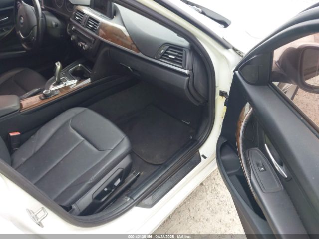 WBA3A5C50FF608327 BMW 328I