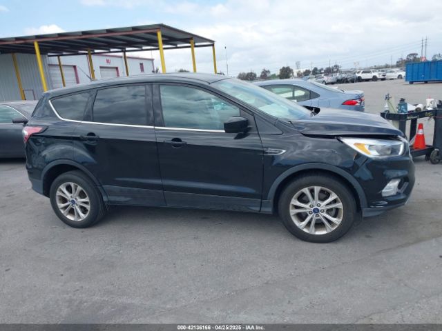 1FMCU0GD1HUE54901 Ford ESCAPE SE