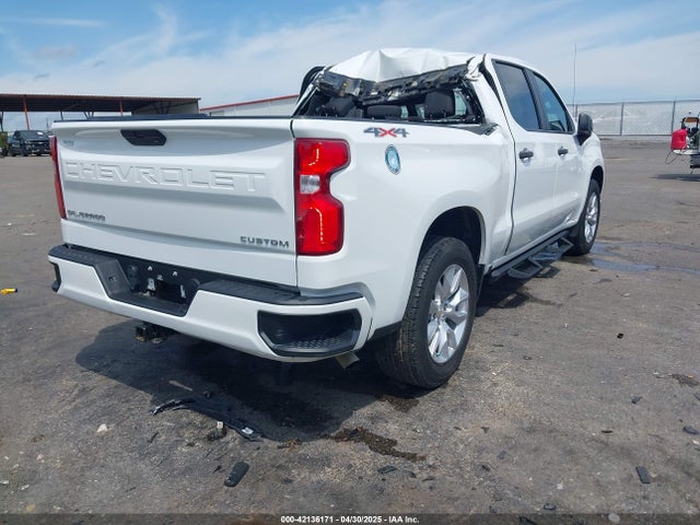 3GCPYBEK4NG189834 Chevrolet Silverado 1500 Ltd 4wd  Short Bed Custom