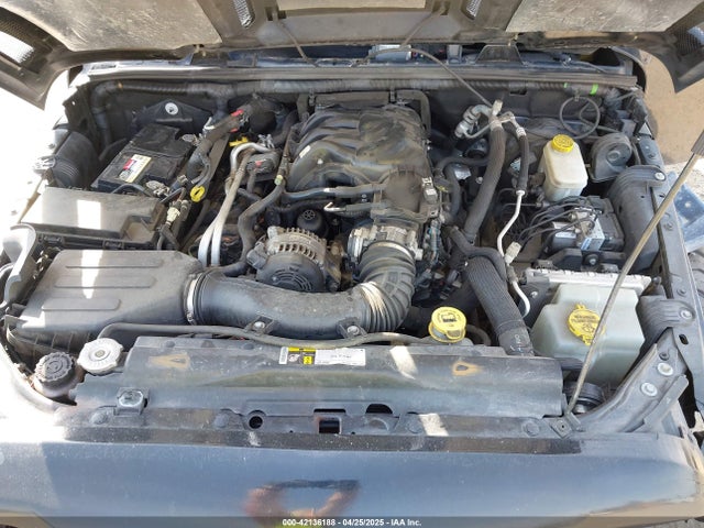 1C4BJWDG9FL750049 Jeep Wrangler Unlimited Sport