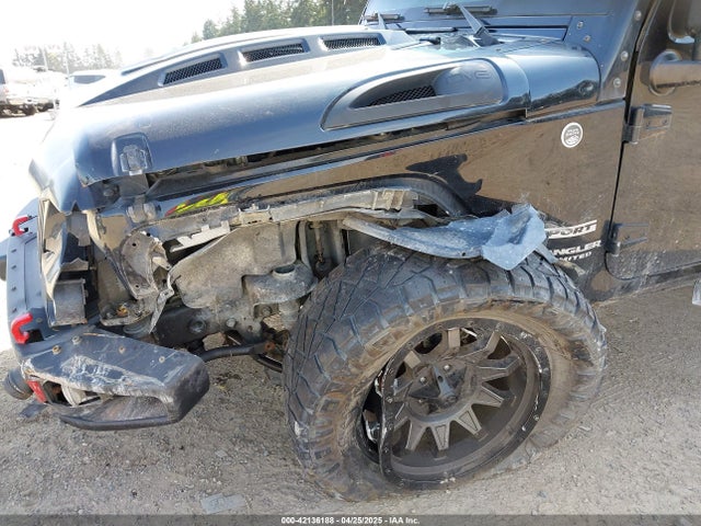 1C4BJWDG9FL750049 Jeep Wrangler Unlimited Sport