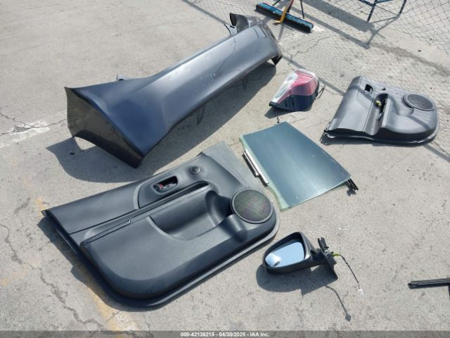 JTDKDTB32G1134020 Toyota Prius C One
