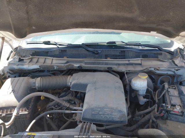1C6RR7KG6KS580742 RAM 1500 Classic Tradesman  4x4 5'7 Box