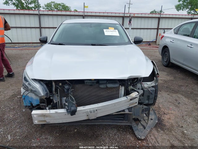 1N4BL4CVXKC104002 Nissan Altima 2.5 Sr
