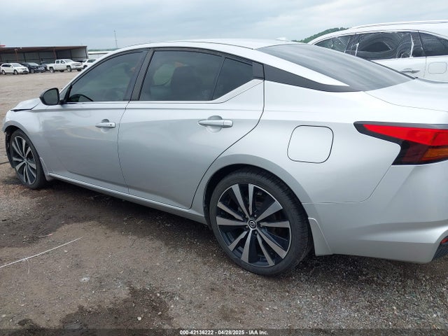 1N4BL4CVXKC104002 Nissan Altima 2.5 Sr