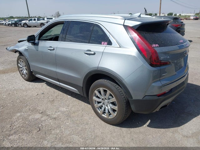 2023 CADILLAC XT4 1GYFZDR47PF163923 Photo 2