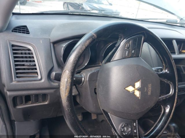 JA4AP3AUXGZ023014 Mitsubishi Outlander Sport 2.0 Es