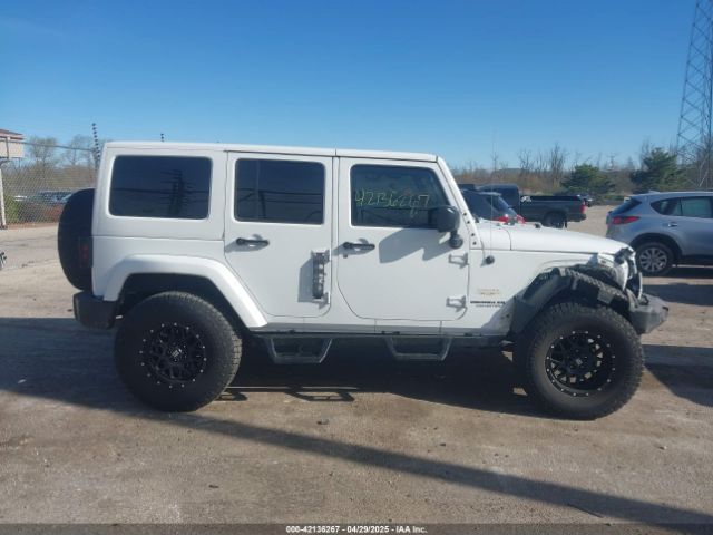 1C4BJWEG3EL256203 Jeep Wrangler Unlimited Sahara