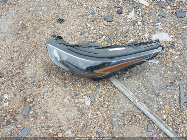 5TDZZRAH3NS558032 Toyota Highlander Le