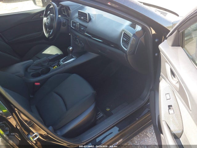JM1BM1T74E1115455 Mazda Mazda3 I Sv