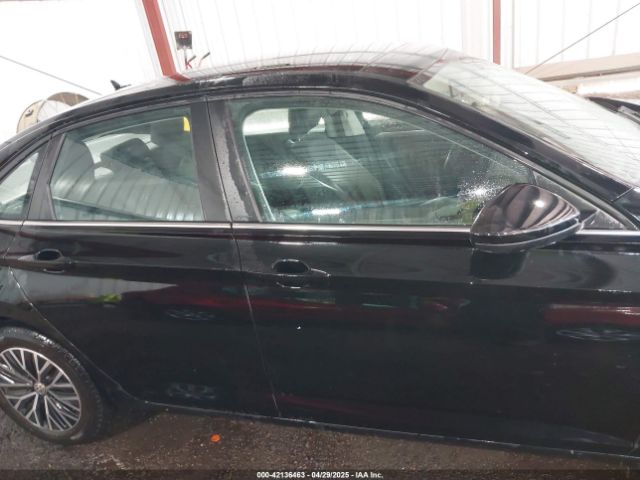 3VWC57BU4MM009212 Volkswagen Jetta 1.4t R-line/1.4t S/1.4t Se