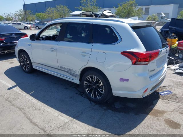 2018 MITSUBISHI OUTLANDER PHEV JA4J24A5XJZ065607 Photo 2