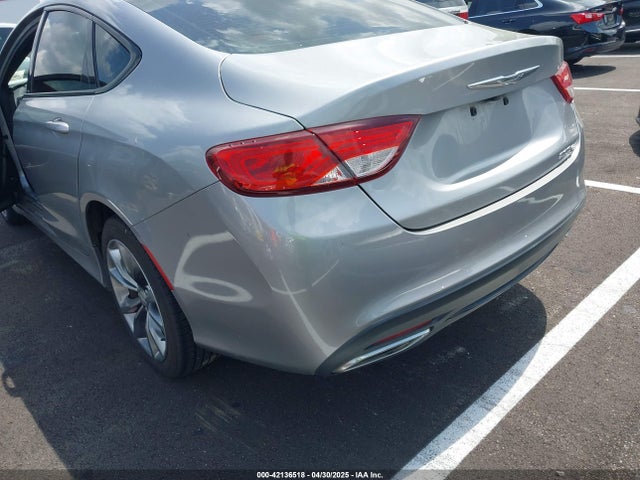 1C3CCCBG8FN613726 Chrysler 200 S