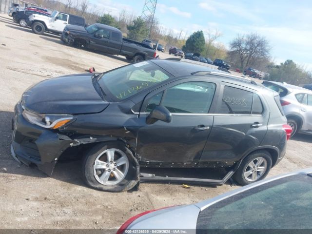 KL7CJLSB4JB600761 Chevrolet Trax Lt