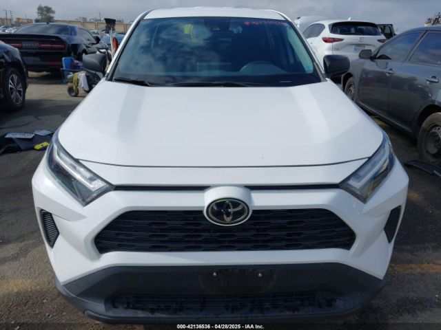2T3F1RFV3PC334254 Toyota RAV4 LE