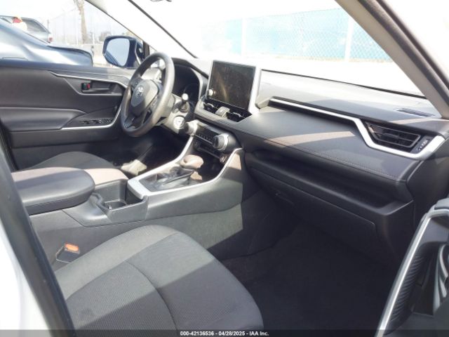 2T3F1RFV3PC334254 Toyota RAV4 LE