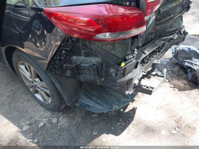 5NPD84LFXJH358504 Hyundai ELANTRA SEL