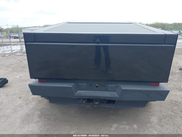 Tesla 2024 2024 7G2CEHEE5RA037782 Image 17