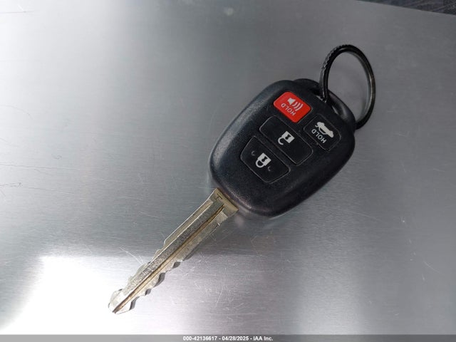 4T1BF1FK5FU979694 Toyota CAMRY SE