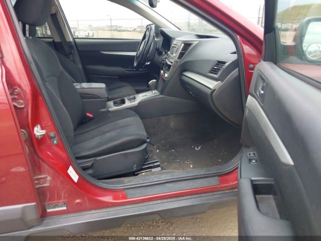 4S4BRBCC5E3311506 Subaru Outback 2.5i Premium