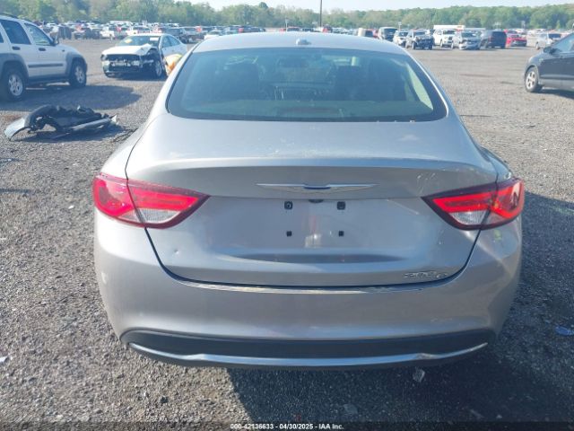 1C3CCCCB6FN559765 Chrysler 2015