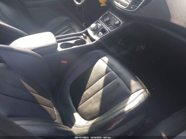 1C3CCCCB6FN559765 Chrysler 2015