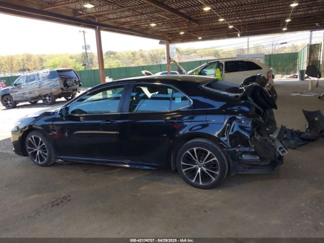 4T1B11HKXJU664734 Toyota CAMRY SE