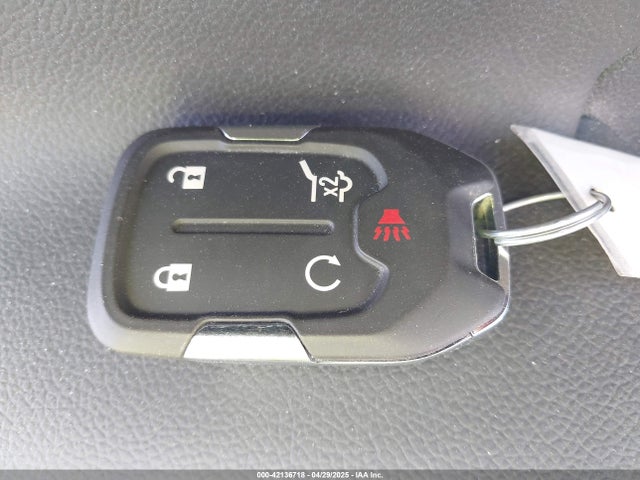 1GKKNXLS6PZ212766 GMC lgx