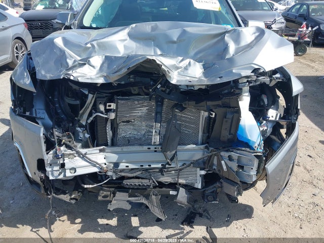 1GKKNXLS6PZ212766 GMC lgx