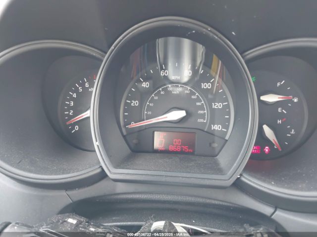 KNADM4A36E6349087 KIA RIO LX