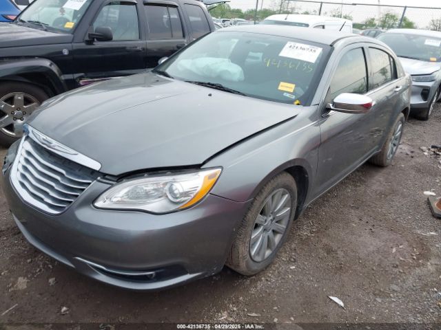2013 CHRYSLER 200 1C3CCBCG8DN718207 Photo 1