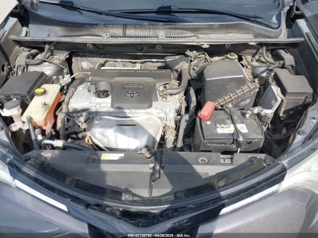 2T3ZFREV6HW395050 Toyota RAV4 LE