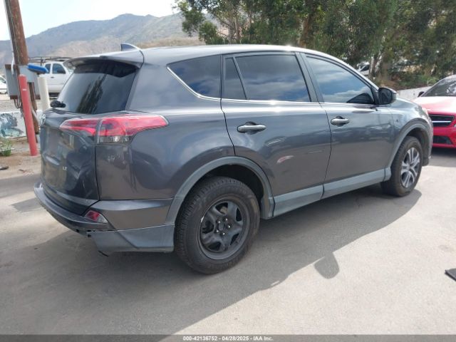 2T3ZFREV6HW395050 Toyota RAV4 LE