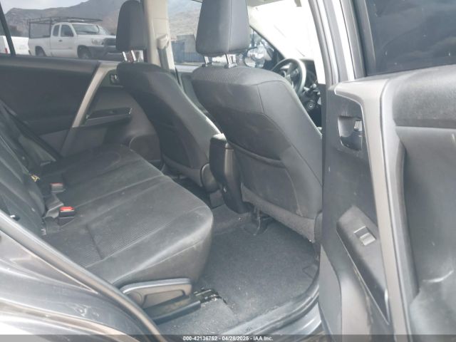 2T3ZFREV6HW395050 Toyota RAV4 LE