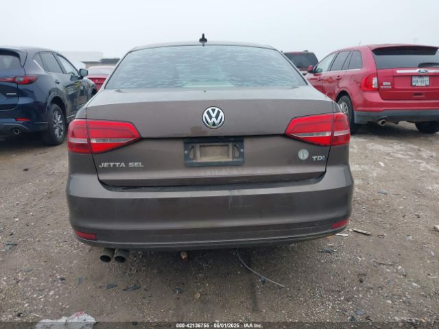 3VWLA7AJ3FM279957 Volkswagen 2015