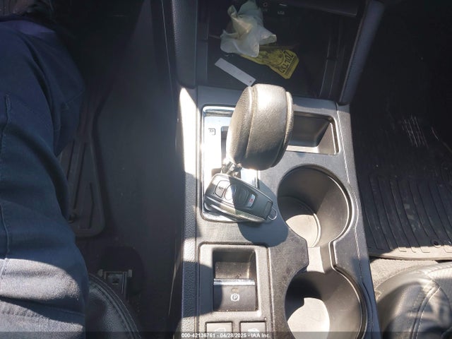 4S4BSAKC6H3360735 Subaru u5