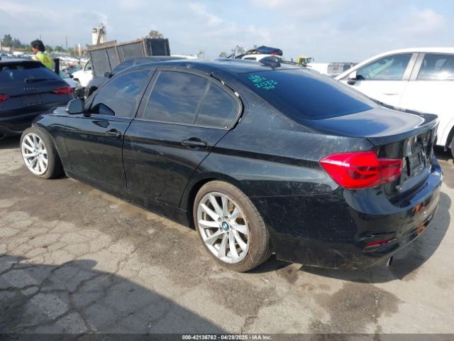 WBA8A9C5XJAD27898 BMW 320i