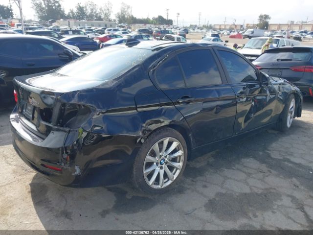 WBA8A9C5XJAD27898 BMW 320i