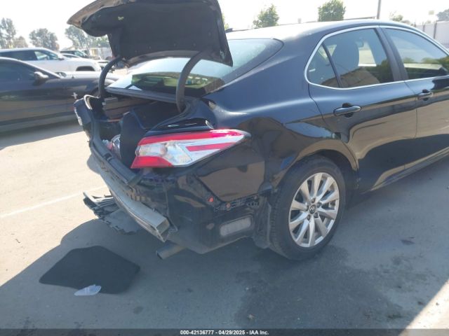 4T1B11HK7JU601879 Toyota CAMRY LE