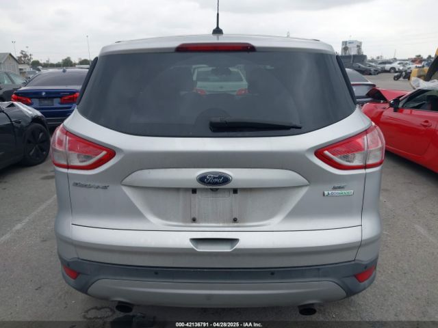 1FMCU0G95FUC81490 Ford ESCAPE SE
